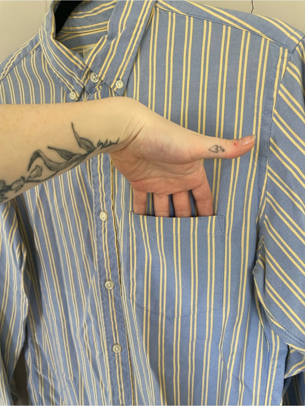 J. Crew Blue & Yellow Stripe Button-Down “The Perfect Shirt” 100% Cotton Vintage - Picture 3 of 11